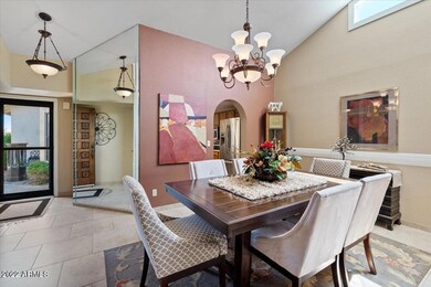 05-Dining Room