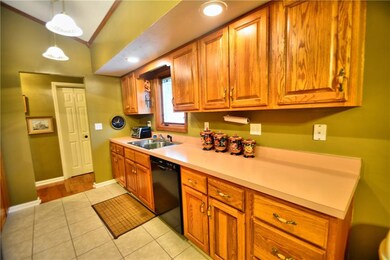 942 Buds Ct, Franklin, IN 46131 - photo 6