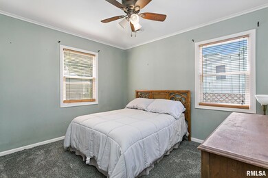 2017 W 69th St, Davenport, IA 52806 - photo 6