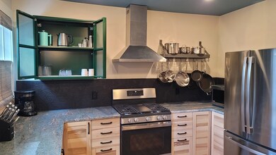 55 Buffum St unit 2, Salem, MA 01970 - photo 2