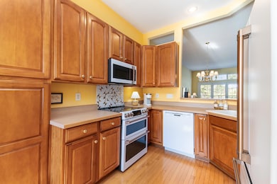 012_1000oakmontcourt32-edit_288