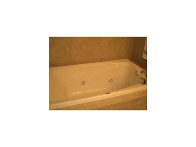 Master Bathroom. Whirllpool tub Master Bath.  Sepa