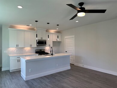 1353 Dewalt St unit A, Houston, TX 77088 - photo 5