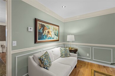 21 Davis Cir, Warwick, RI 02886 - photo 6