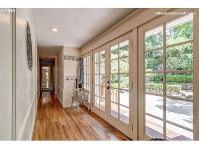 2251 Summit Dr, Lake Oswego, OR 97034 - photo 5