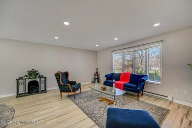 60 Mountain Dr unit R6, Mount Pocono, PA 18344 - photo 6