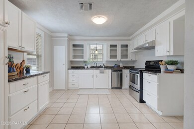110 W Evergreen St Lafayette-1
