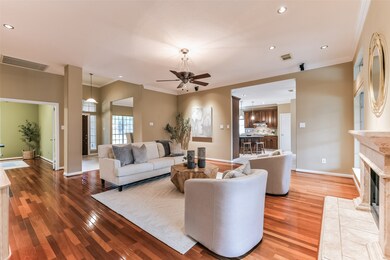 1105 Red Wing Dr, Friendswood, TX 77546 - photo 3