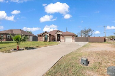 949 Thomas Ln, Alamo, TX 78516 - photo 2