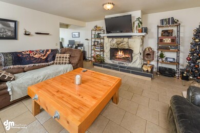 Living Room-6037-FULL