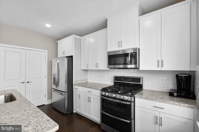 42887 Littlehales Terrace, Brambleton, VA 20148 - photo 6