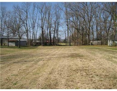 687 N Center St, Elkins, AR 72727 - photo 6