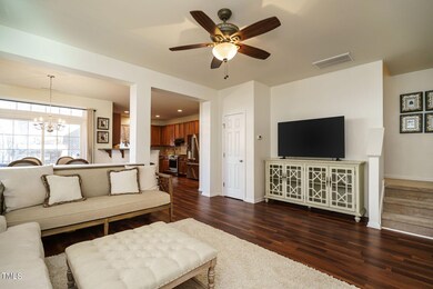 004-1920x1080-living-room