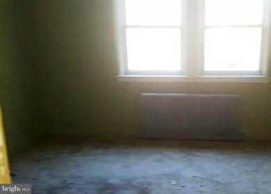 4017 Colborne Rd, Baltimore, MD 21229 - photo 2