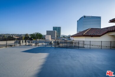 Rooftop Deck