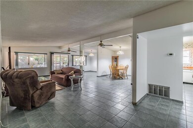 15085 Homestead Dr, El Paso, TX 79928 - photo 4