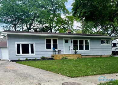 4846 Amesbury Rd, Toledo, OH 43612 - photo 2