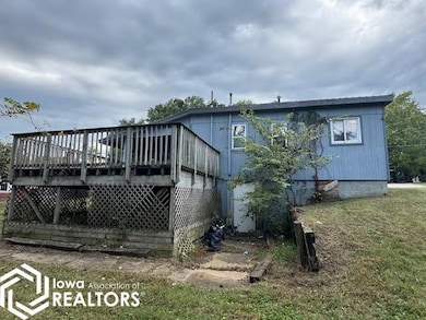 1217 S 9th St, Centerville, IA 52544 - photo 4