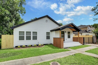 714 Barkley St, Houston, TX 77022 - photo 7