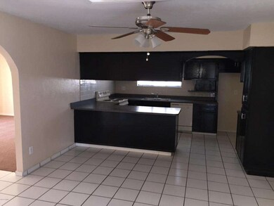 3018 N 43rd Ln, Phoenix, AZ 85031 - photo 6