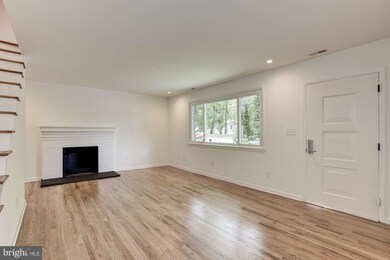 517 Tayman Dr, Annapolis, MD 21403 - photo 2