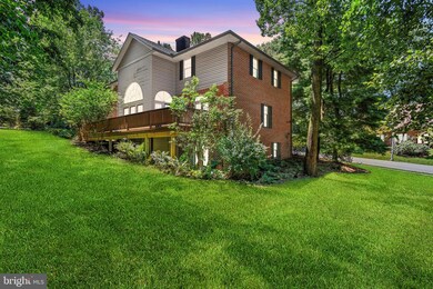 817 Appenzell Dr, Hummelstown, PA 17036 - photo 2