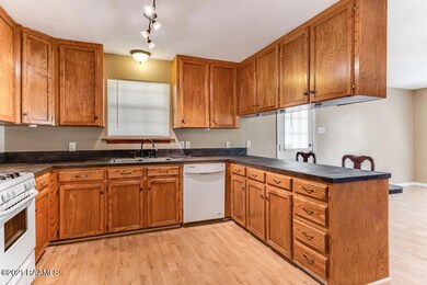 531 E. Gloria Switch-6