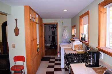 44 Jefferson St, Bethlehem, NH 03574 - photo 6