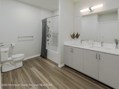 6461 Us-9 N unit 312, Howell, NJ 07731 - photo 4