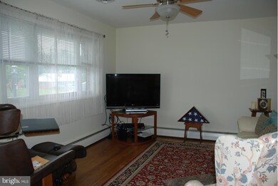 6412 Church St, Sykesville, MD 21784 - photo 4