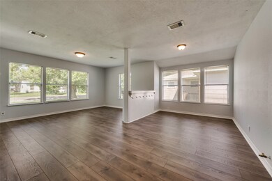 1411 W unit 6th, Freeport, TX 77541 - photo 3