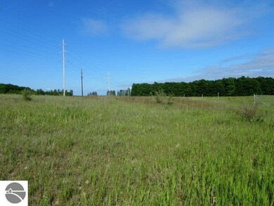 13425 S Bugai Rd, Traverse City, MI 49684 - photo 5