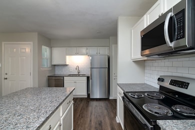 8045 W Elizabeth Ln unit 105, Fort Worth, TX 76116 - photo 4