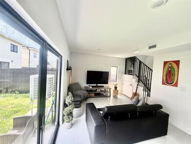 1327 NW 2nd Ln unit 1327, Florida City, FL 33034 - photo 4