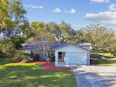 918 Windward Way, Palm Harbor, FL 34685 - photo 2