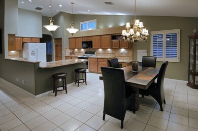 Breakfast Area and Kitchen
