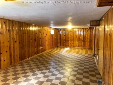 326 26th St, Dunbar, WV 25064 - photo 4