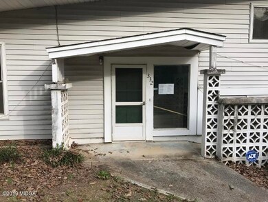 13. FRONT PORCH