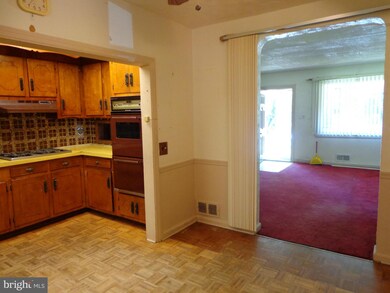 4544 Mountview Rd, Baltimore, MD 21229 - photo 7