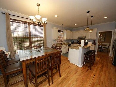 187 OPL EIK and Kitchen