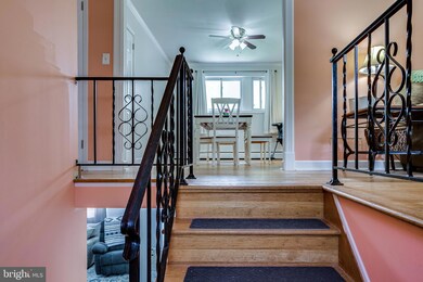 6207 Long Meadow Dr, Sykesville, MD 21784 - photo 3