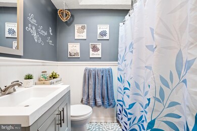 1135 Tremont Dr, Glenolden, PA 19036 - photo 4