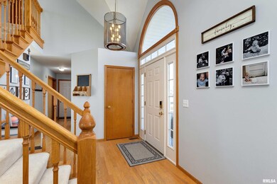 5135 Fillmore Ct, Davenport, IA 52806 - photo 4