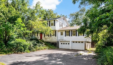 125 Bayview Ave, Berkley, MA 02779 - photo 2