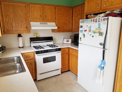 Oak Kitchen with newer appliances