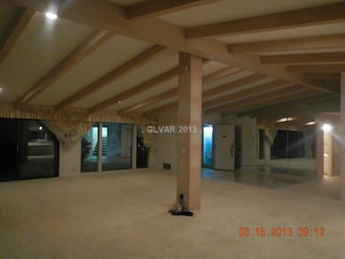 Property Photo. Great room