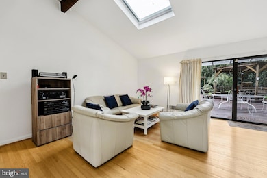 5417 Gary Place, Alexandria, VA 22311 - photo 6