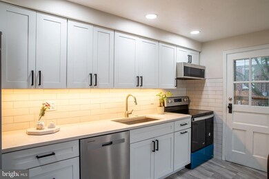 2941 Hillside Rd, Broomall, PA 19008 - photo 3