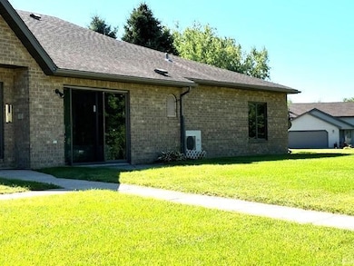 300 10th Ave SE unit 104, Pelican Rapids, MN 56572 - photo 5