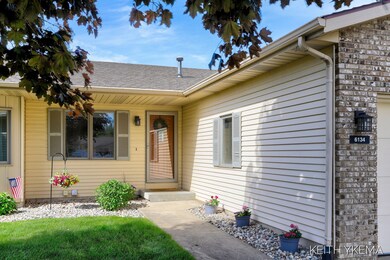 4-web-or-mls-6134-pebble-dr